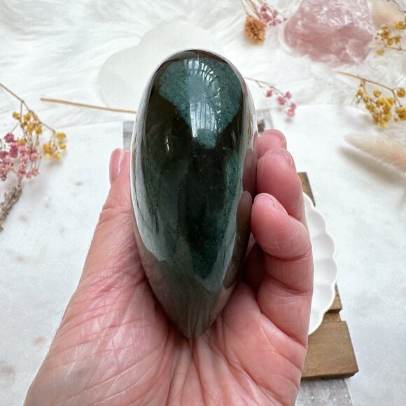 Beautiful Ocean Jasper Heart Carving - Picture 5 of 7